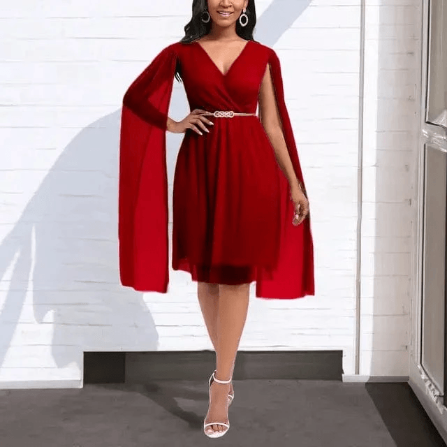 Mittellanges Abendkleid mit fließenden Ärmeln
