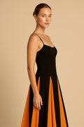 Robe Longue Bicolore – Bretelles Fines et Jupe Fluide Contrastée MAX FOR ME