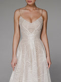 Robe Longue brodée blanche – Encolure dos en V et silhouette fluide d’été MAX FOR ME