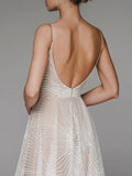 Robe Longue brodée blanche – Encolure dos en V et silhouette fluide d’été MAX FOR ME