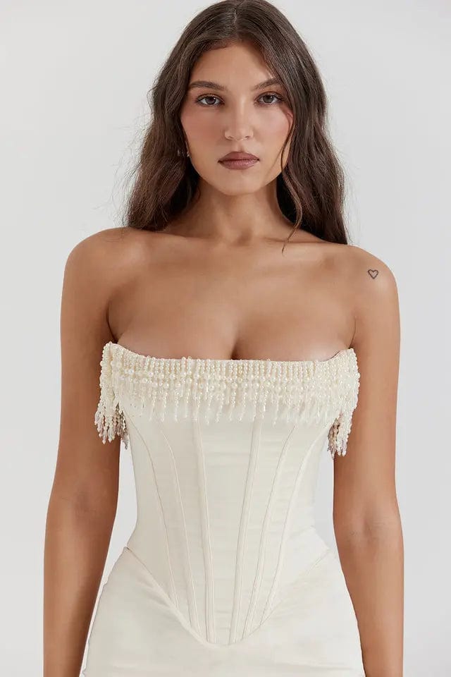 MAX for ME Robe Longue Satinée avec Perles et Dos Lacé