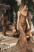 Robe longue transparente Serena en satin et chiffon avec traîne MAX for ME