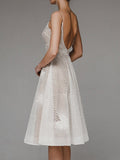Robe midi brodée blanche – Encolure dos en V et silhouette fluide d’été MAX FOR ME