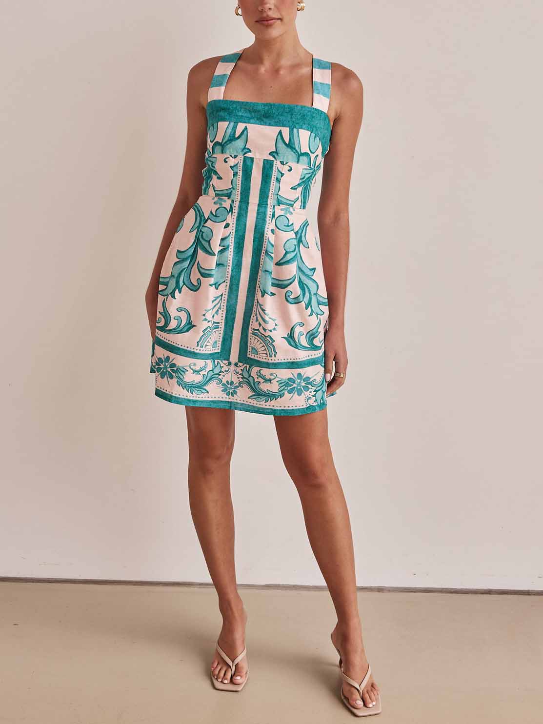 Robe mini en camisole à imprimé floral peint exquis Vert / S MAX for ME