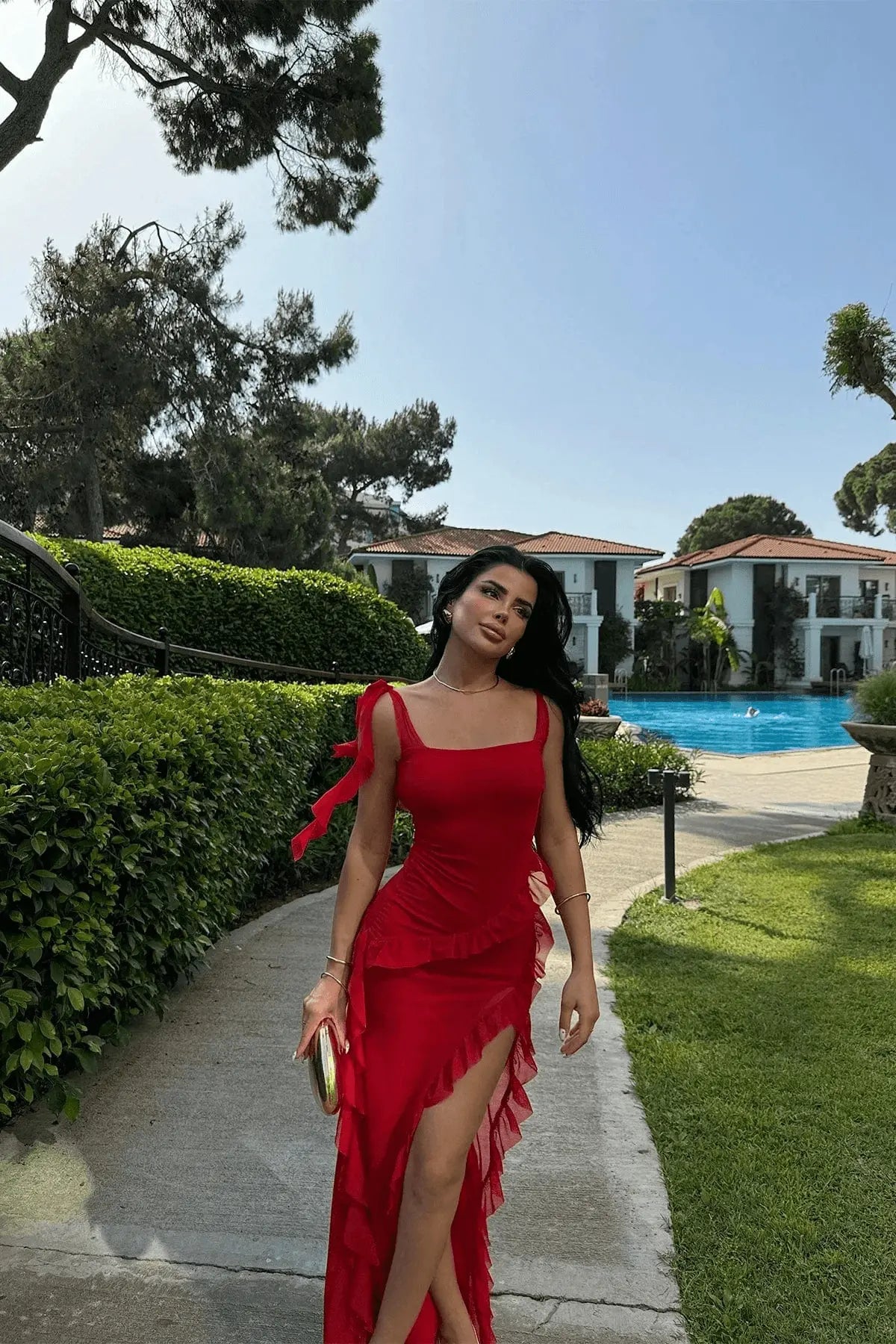 Robe Serena longue fendue avec volants MAX for ME