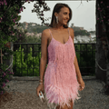 Mini Robe à Paillettes et Plumes Brillance et Glamour 