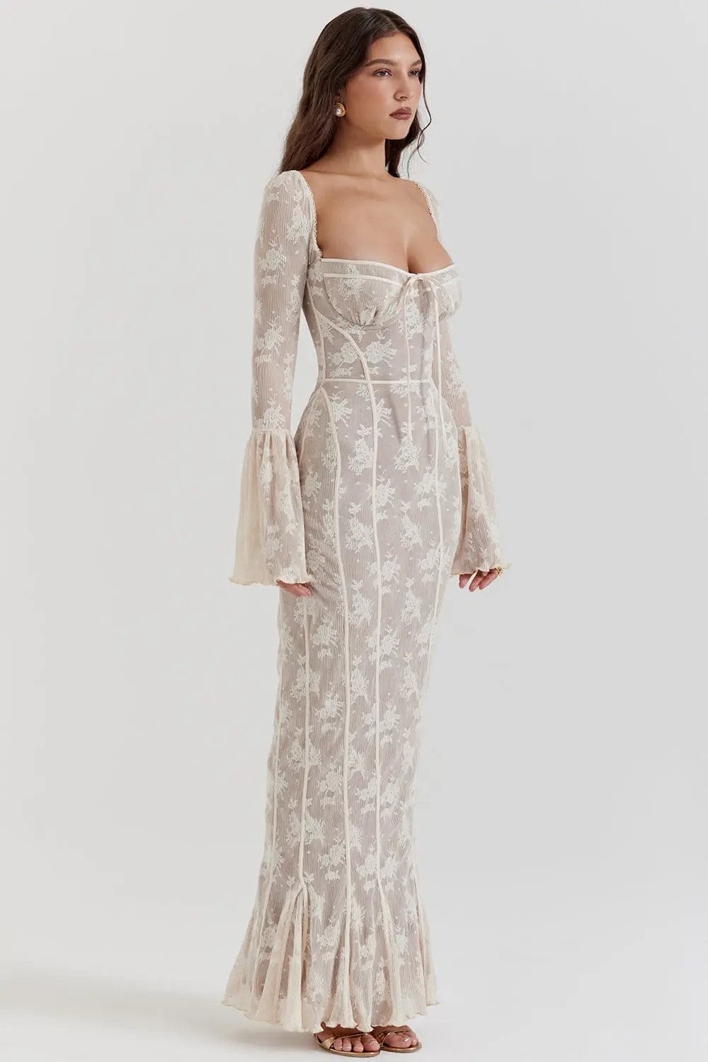 MAX for ME robes Robe longue Amara en dentelle à pois avec corsage structuré