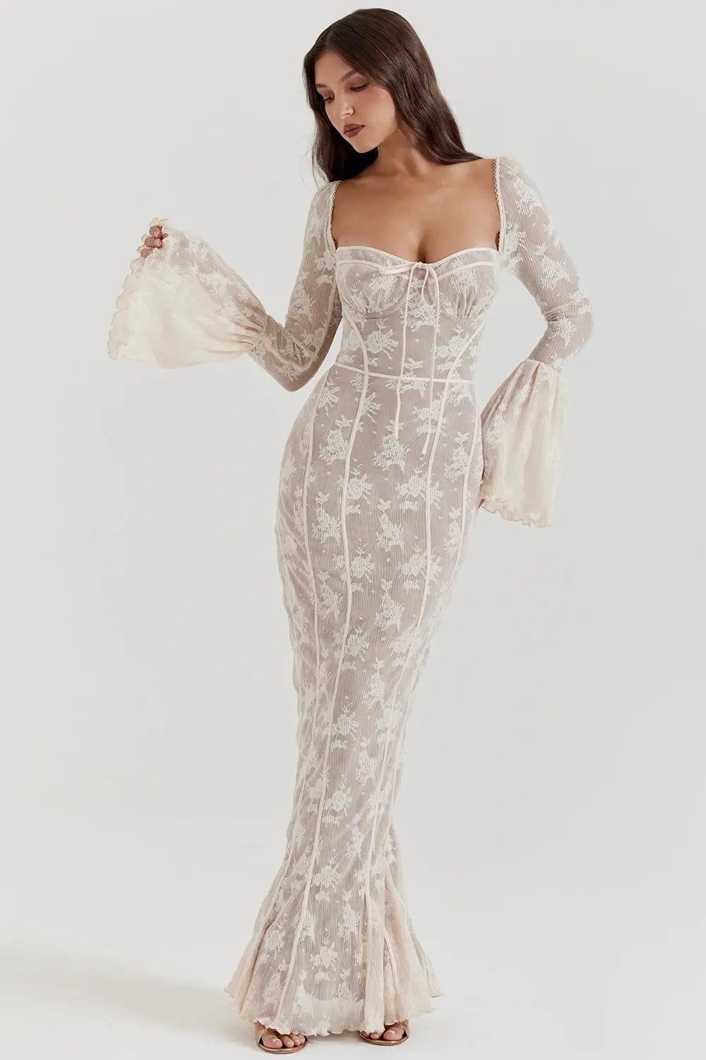 MAX for ME robes Robe longue Amara en dentelle à pois avec corsage structuré