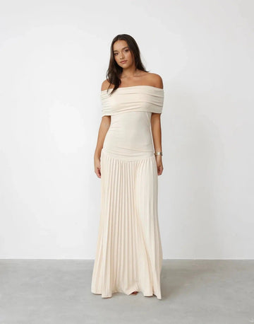 MAX for ME robes Robe longue Mila avec coupe épaules dénudées et maille ajourée