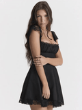 Robe mini Camille avec corsage corseté et jupe en tulle 