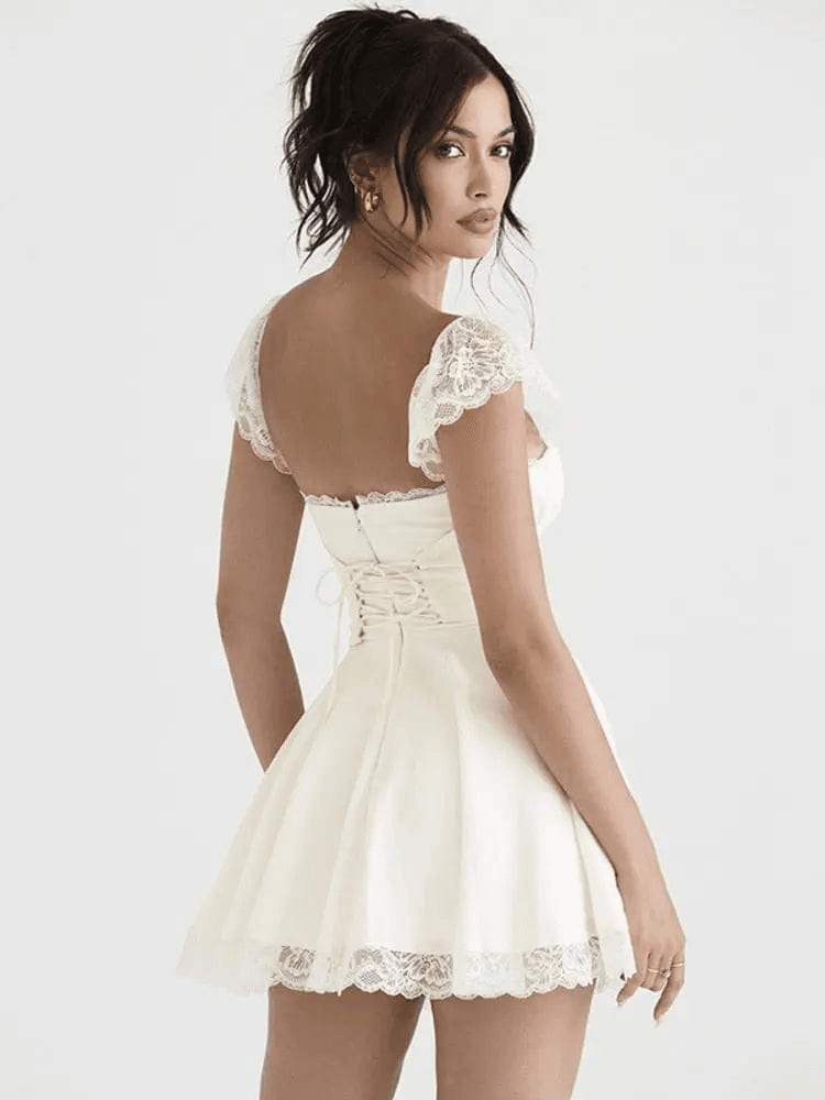 Robe mini Camille avec corsage corseté et jupe en tulle 