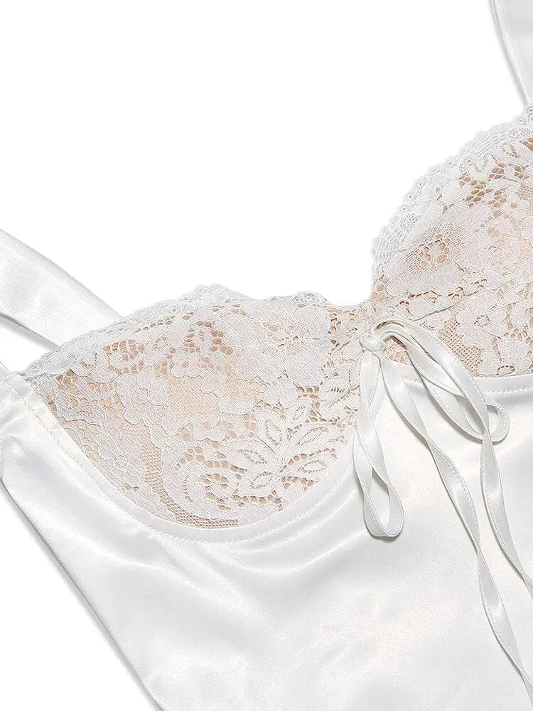 MAX for ME robes Robe mini Juliette en satin avec bonnets en dentelle – Sensualité et douceur