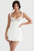 MAX for ME robes Robe mini Juliette en satin avec bonnets en dentelle – Sensualité et douceur