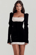 Robe mini Léna – Velours stretch sculptant et corset smocké 
