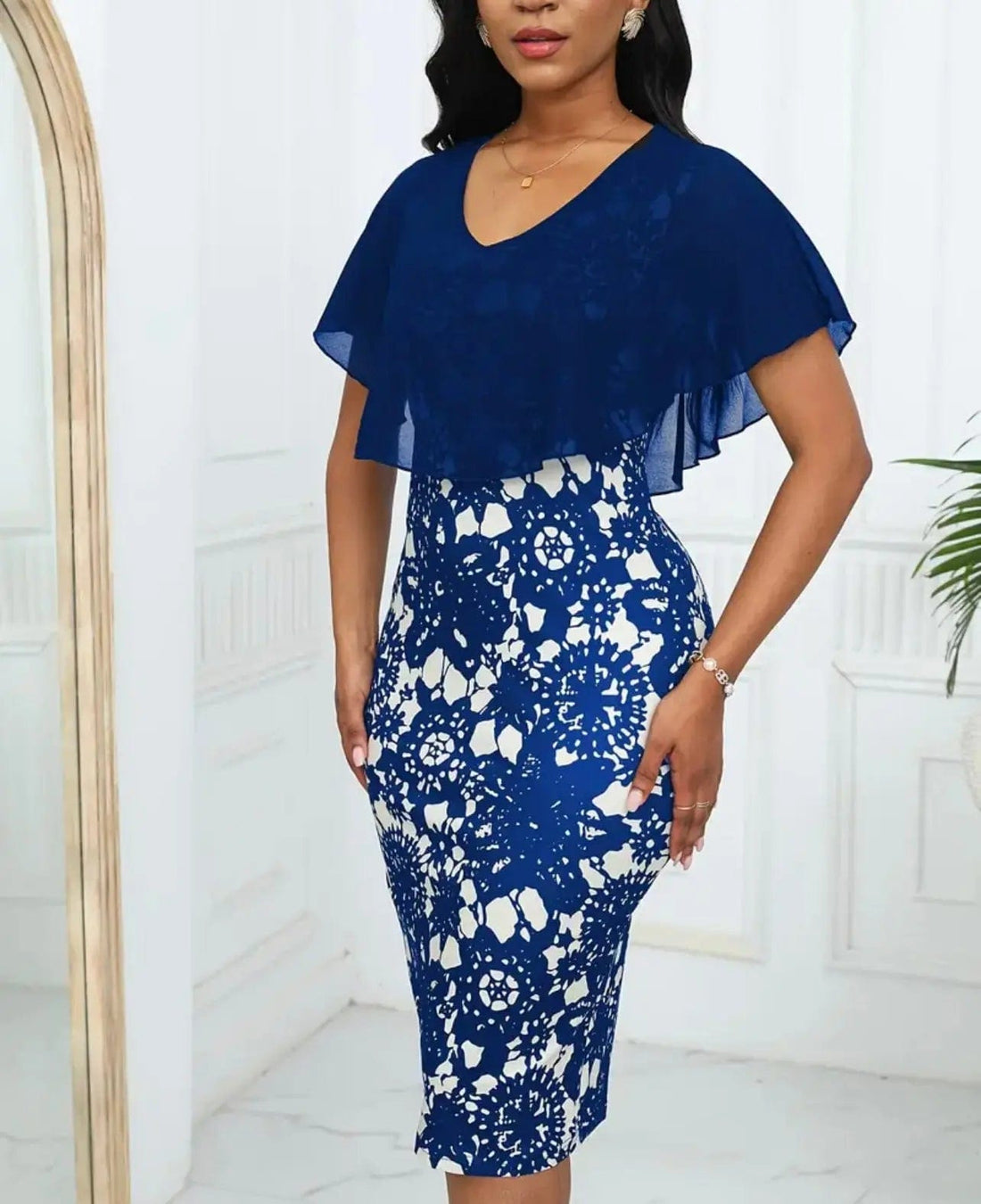 MAX for ME robes 38 / Bleu Foncé Robe moulante à imprimer florale