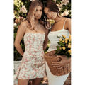 Robe Sophie : élégance florale et modernité assumée 