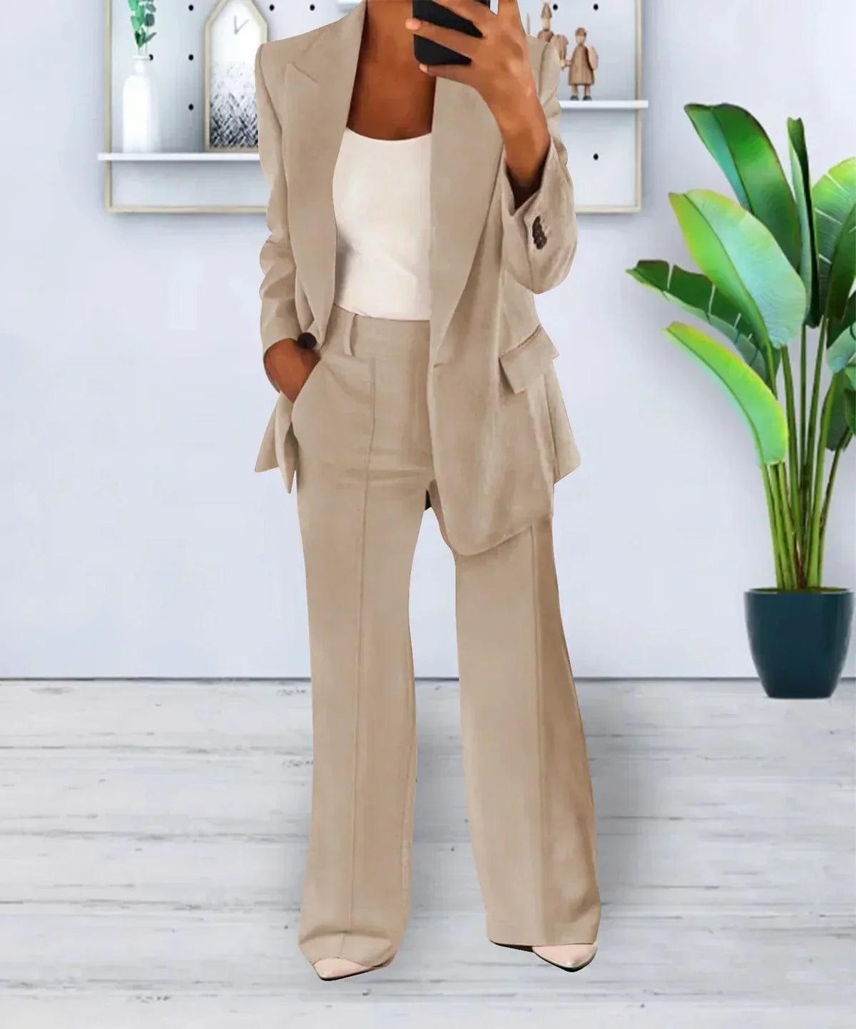 Tailleur pantalon sur mesure pour femme : blazer droit et pantalon large taille haute Beige / S MAX FOR ME