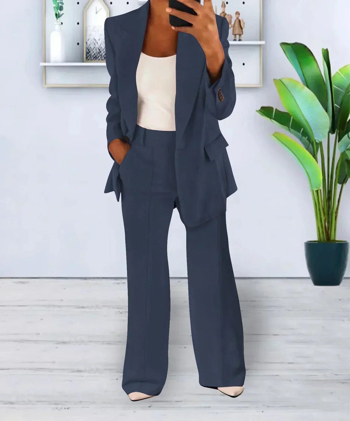 Tailleur pantalon sur mesure pour femme : blazer droit et pantalon large taille haute Bleu foncé / S MAX FOR ME