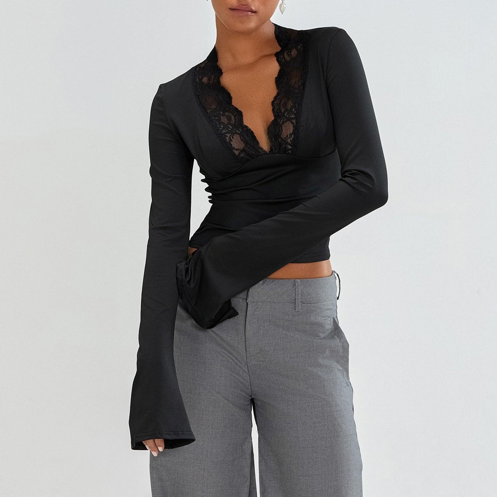 Top en dentelle moderne – Élégance structurée pour look tendance Noir / S MAX FOR ME