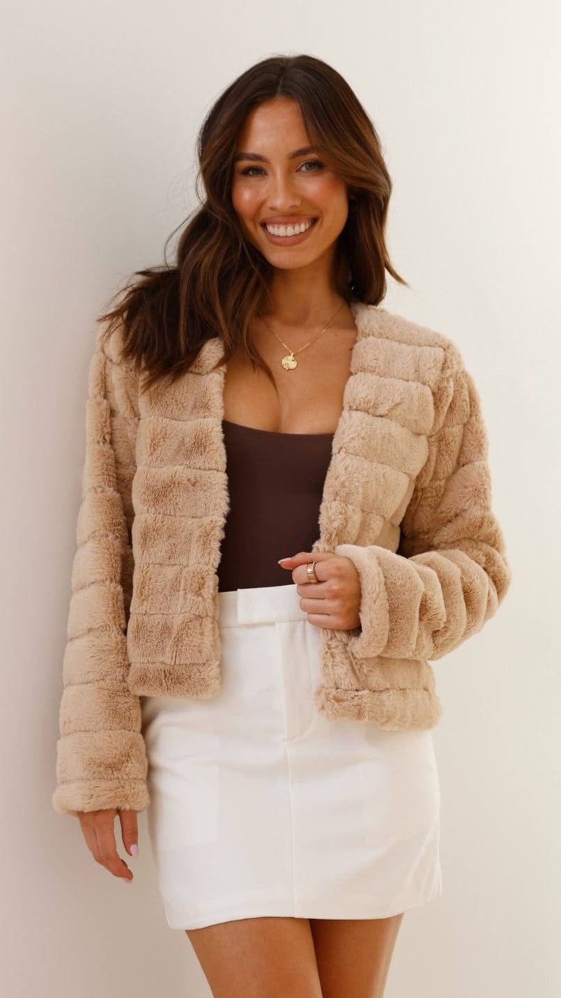 Veste courte pour femme – Fausse fourrure – Matelassé – Devant ouvert – Coupe structurée – Texture pelucheuse Beige / S MAX FOR ME