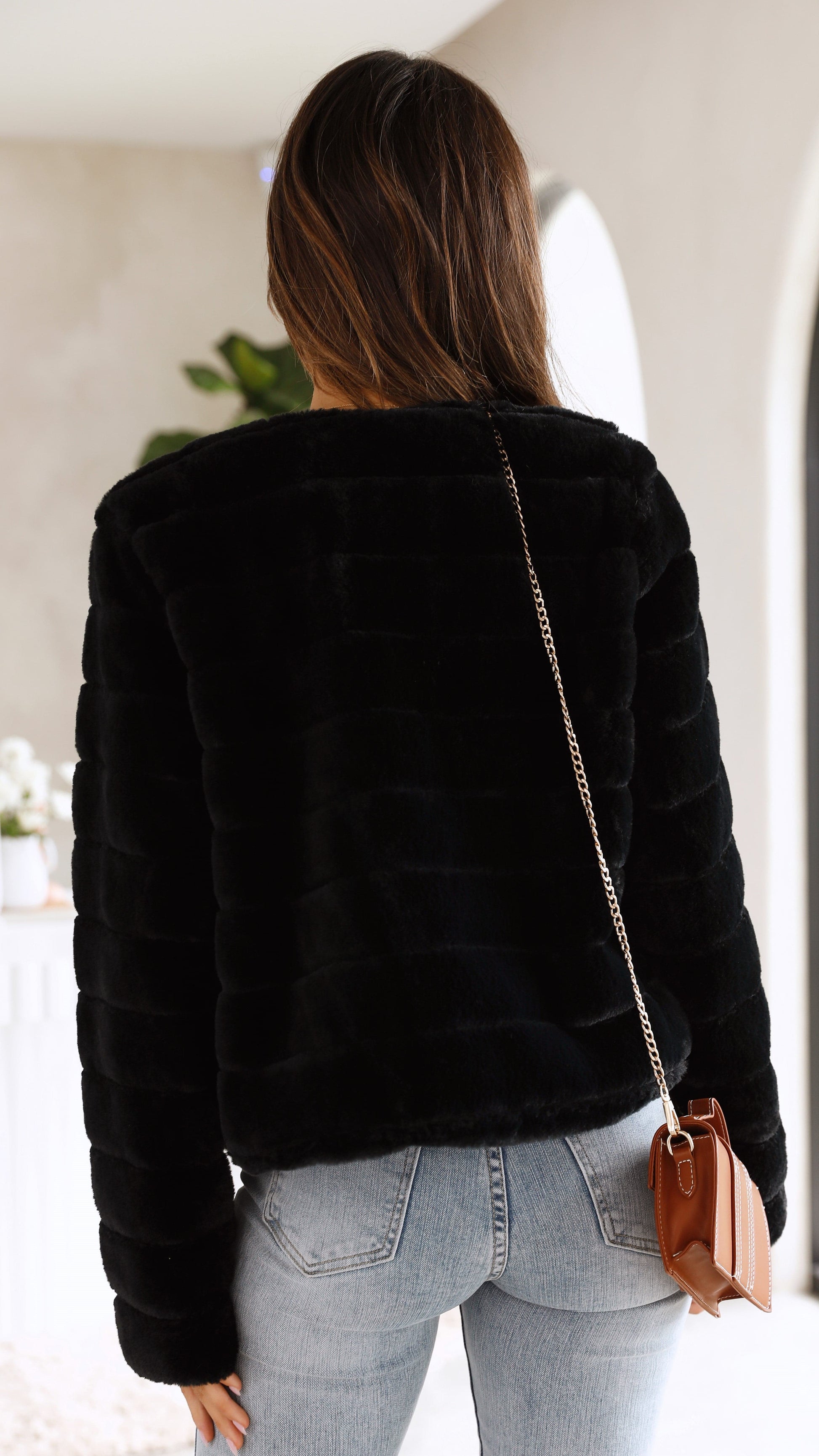 Veste courte pour femme – Fausse fourrure – Matelassé – Devant ouvert – Coupe structurée – Texture pelucheuse MAX FOR ME